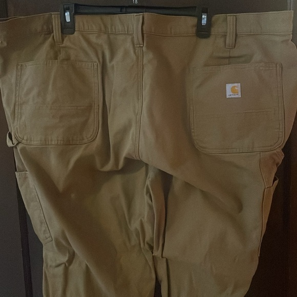 NWOT women’s Carhartt size 24W khaki pants - Picture 4 of 6